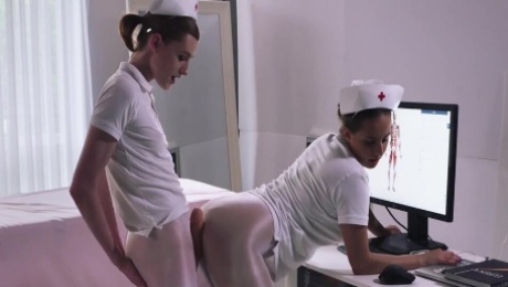 Lesbian nurses in pantyhose crazy porn video