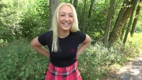 Blonde schoolgirl Amber Deen enjoy doggy fuck outdoors